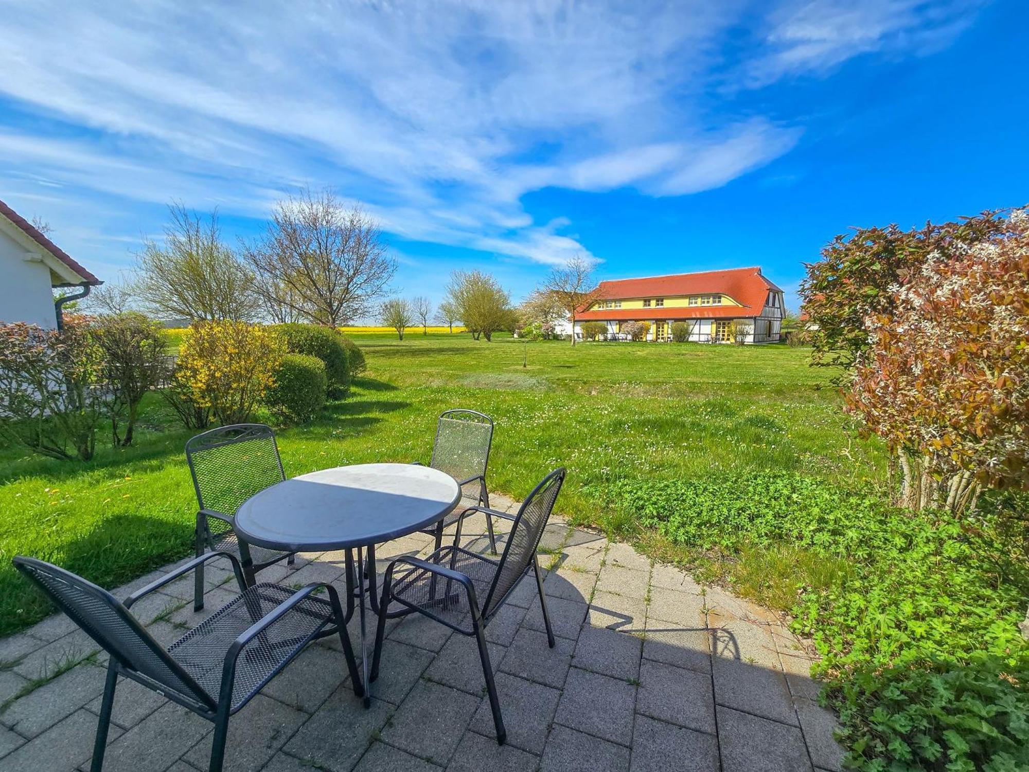Feriendorf Rugana - Komfort Appartement Mit 1 Schlafzimmern Und Terrasse D29 Dranske Zewnętrze zdjęcie